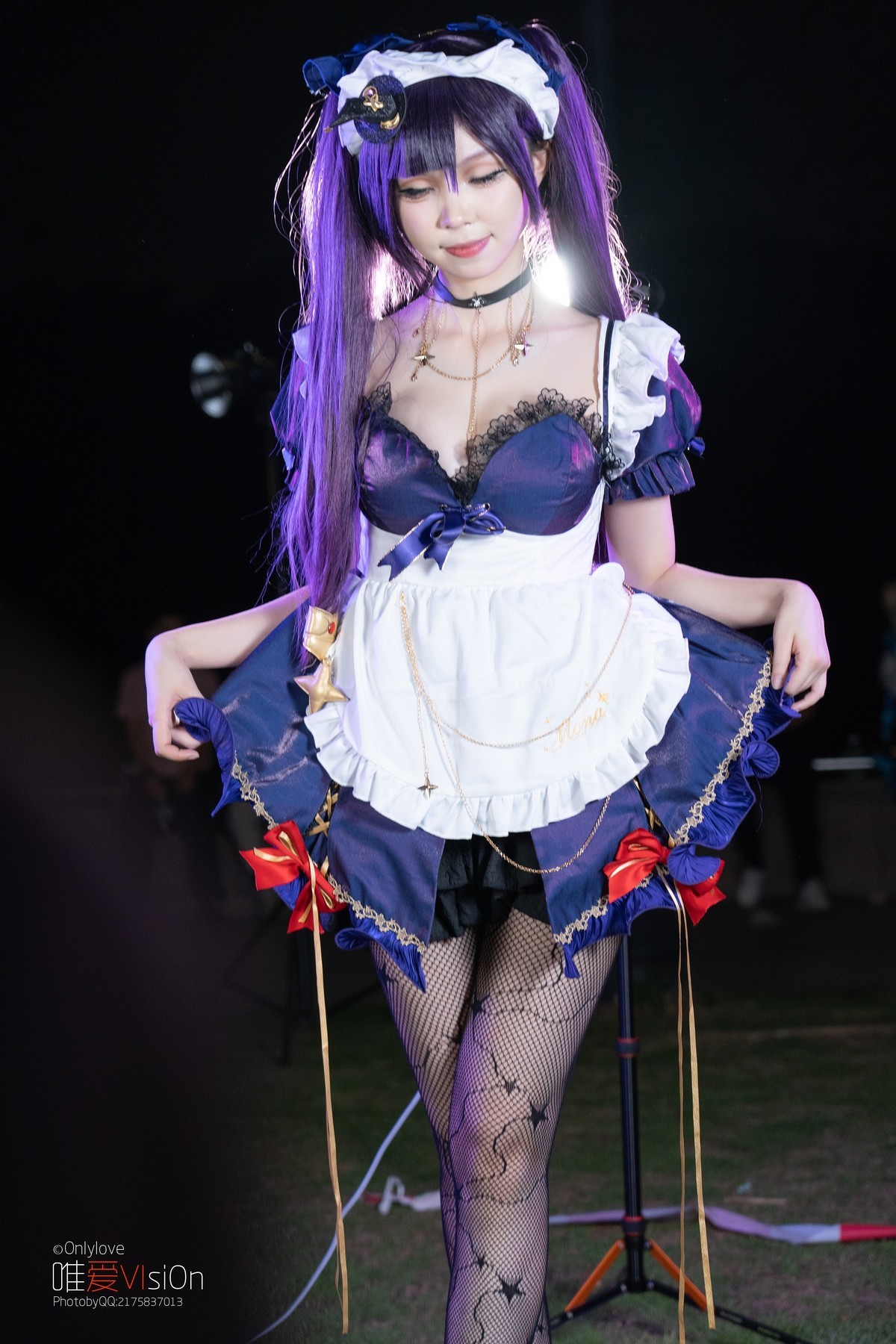 【女仆莫娜】-主人，想吃蛋糕还是我！