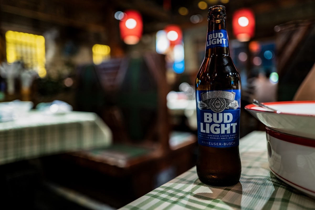 Lecia Q2 ( 湘菜馆随拍 )