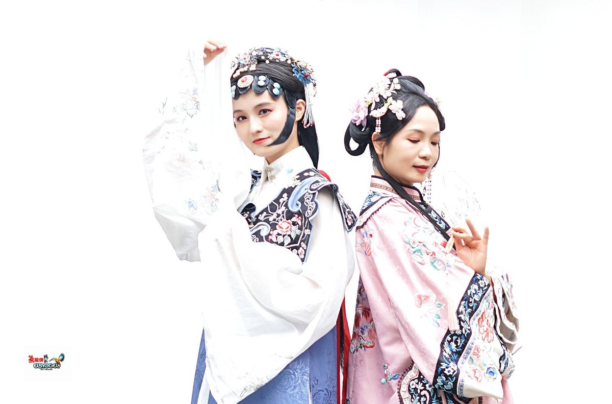 【明清戏装姐妹】---沛阳、丰银