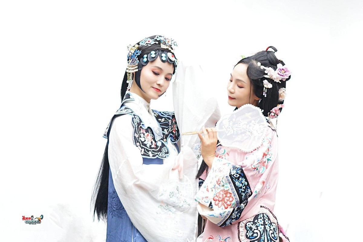 【明清戏装姐妹】---沛阳、丰银