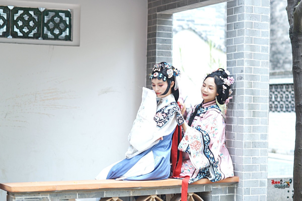 【明清戏装姐妹】---沛阳、丰银