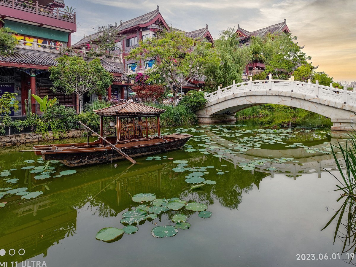 上海～成都～拉萨骑游随拍（44）网红打卡地——水街（续五）