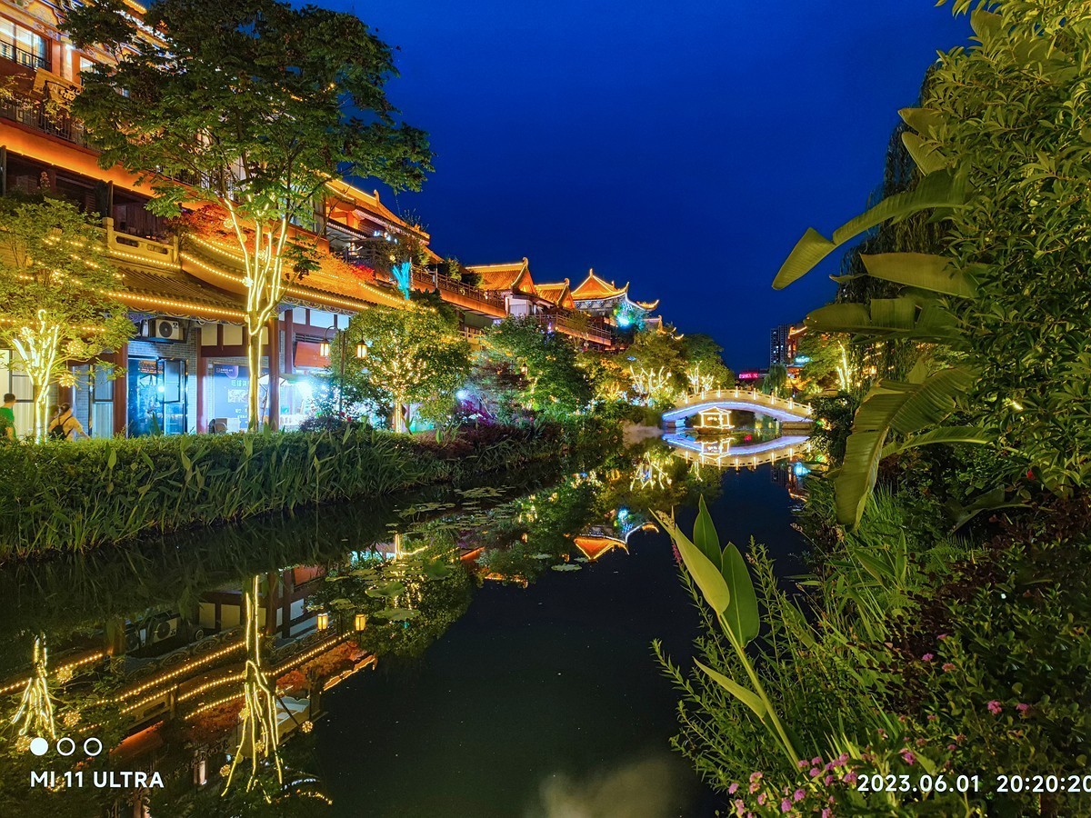 上海～成都～拉萨骑游随拍（44）网红打卡地——水街（续五）