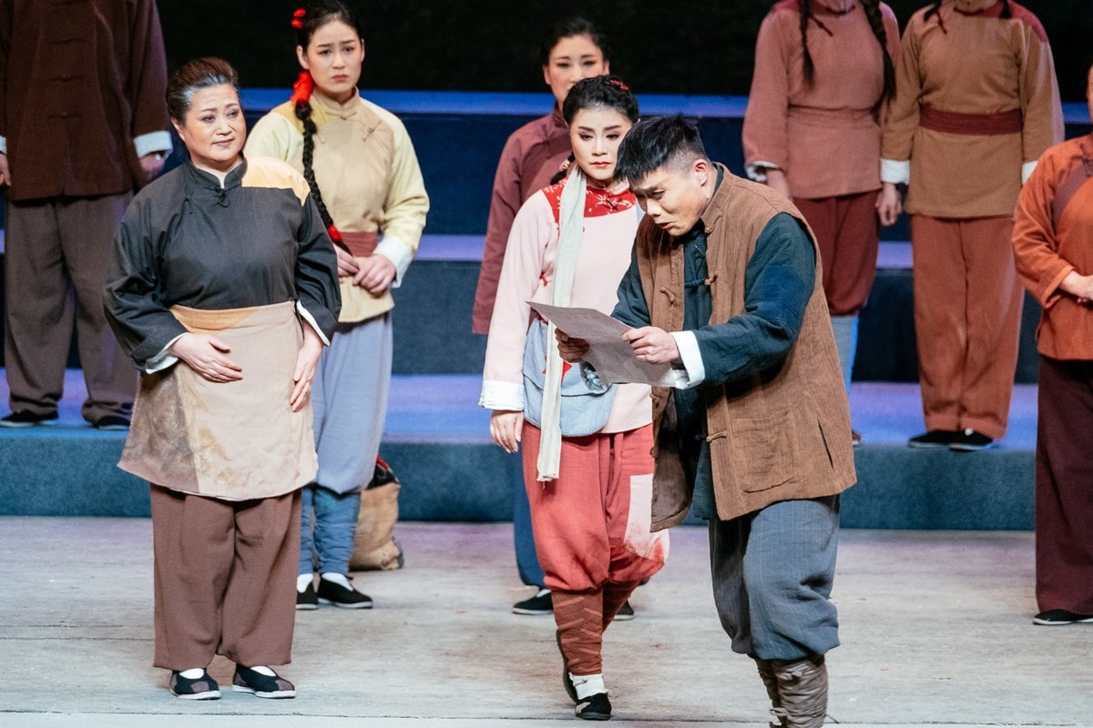 秦腔现代戏《根据地》的剧照