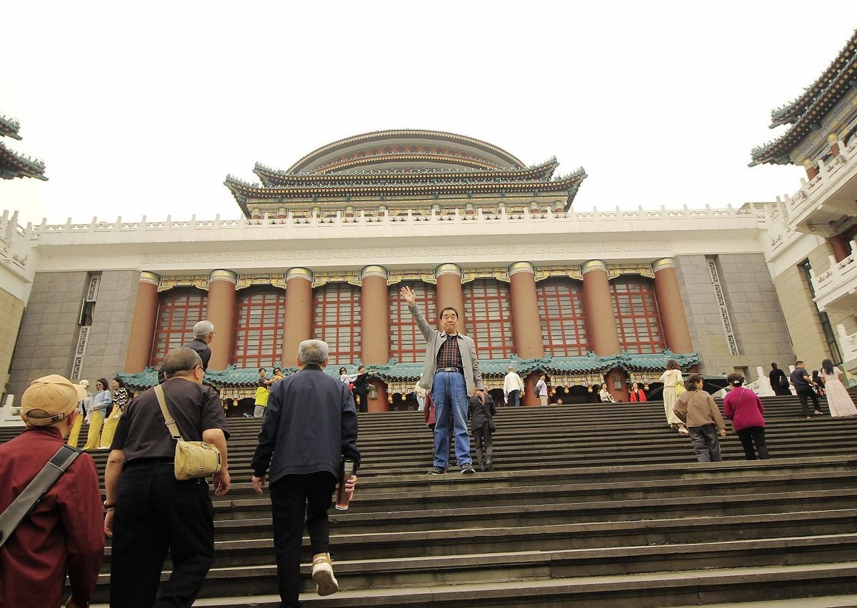 雄伟的重庆人民大礼堂