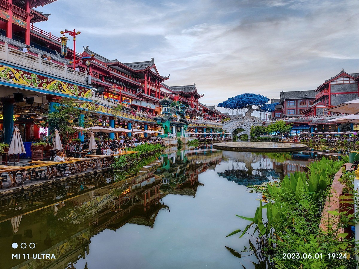 上海～成都～拉萨骑游随拍（44）网红打卡地——水街（续五）