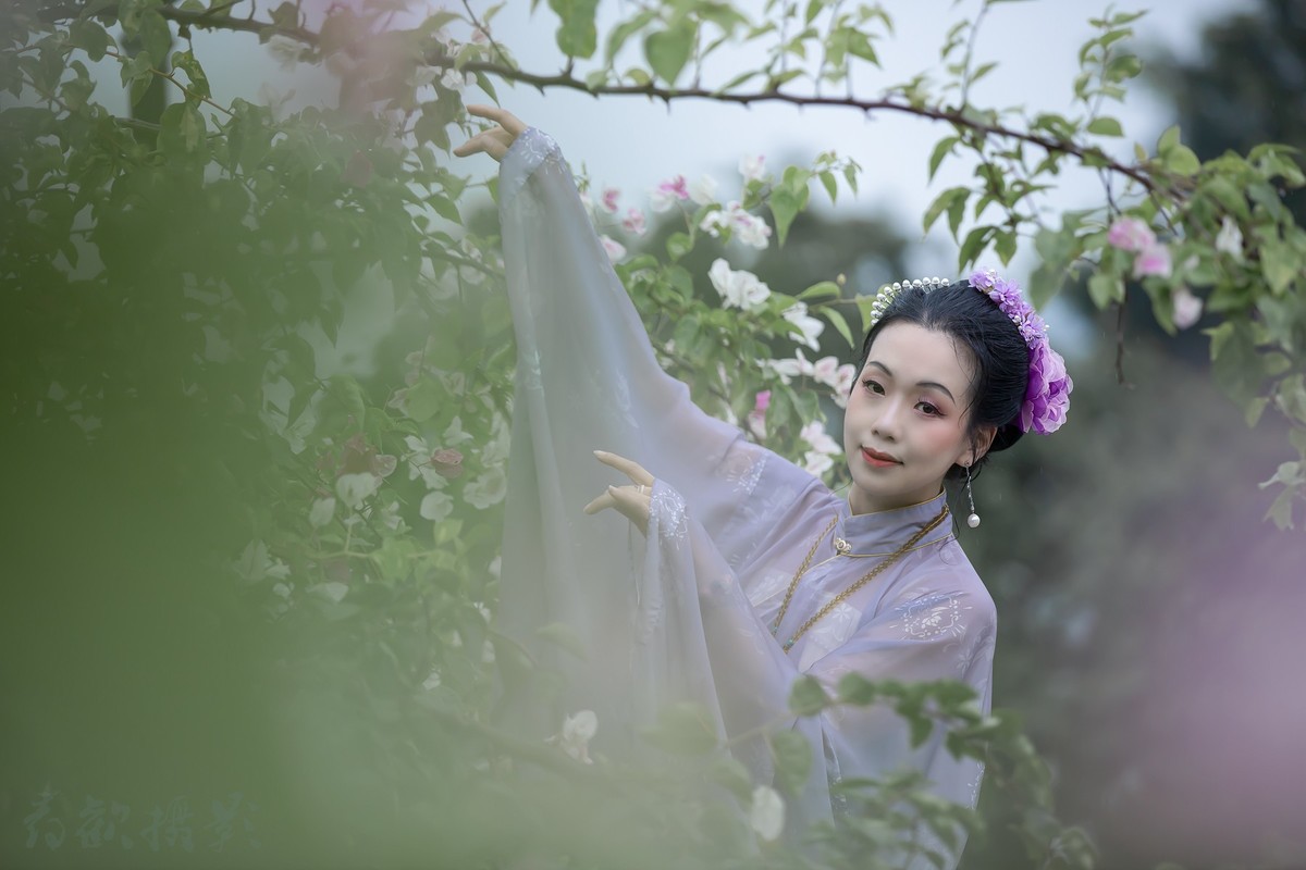 有礼仪之大，故称华夏