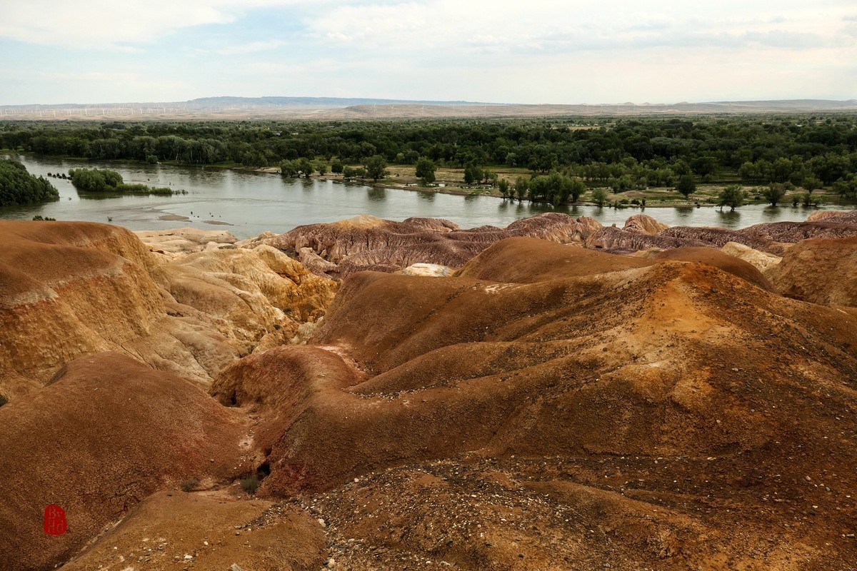 新疆游拍-额尔齐斯河五彩滩1