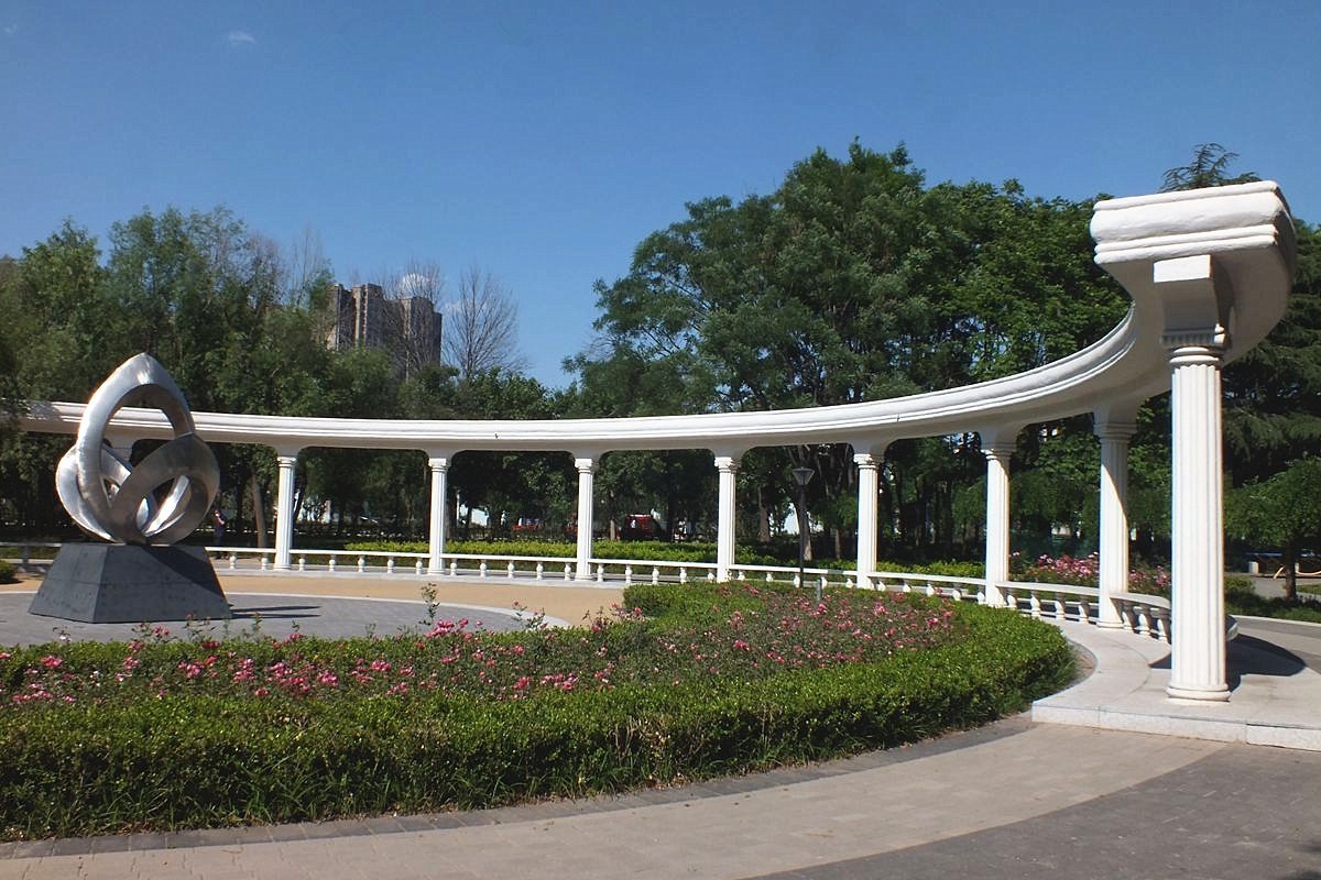 街心口袋公园速写--11P