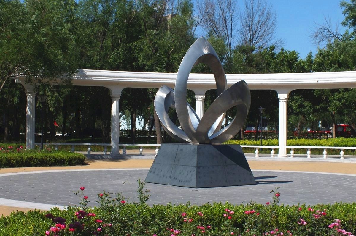 街心口袋公园速写--11P