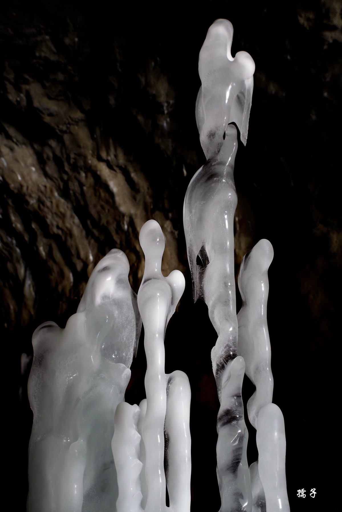 k1+24-70镜头  长白山区的点水成冰