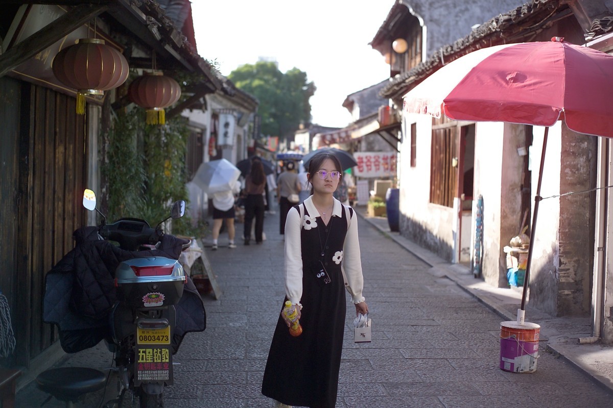 转角遇到她。。。。