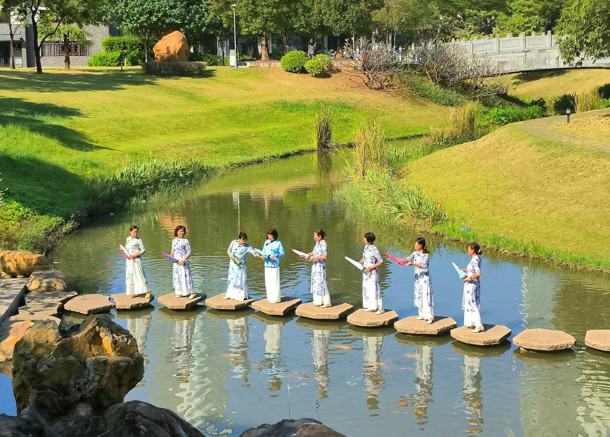 爱摄者。。。。。。