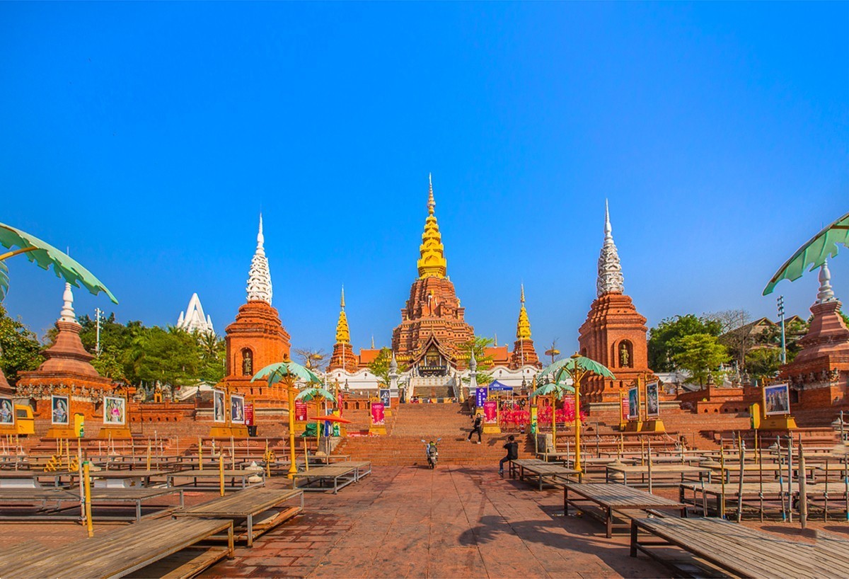 2025-02-05西双版纳大金塔寺