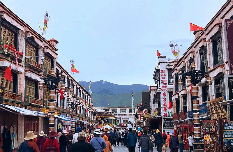 【不老松：游摄纪实】：〔24〕西藏风情！拉萨八廓古城[八角街]！