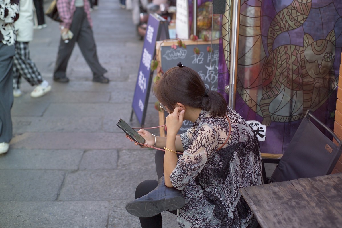 转角遇到她。。。。