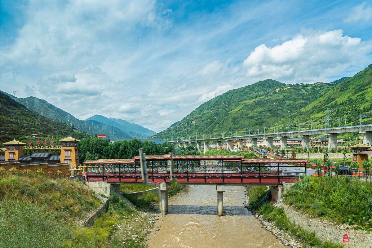 四川行(四) ----镇江关至黄龙途中的景色(续）