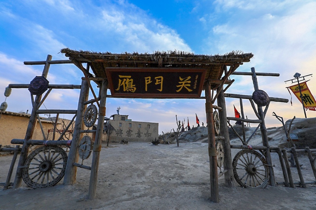 东方好莱坞——镇北堡西部影视城