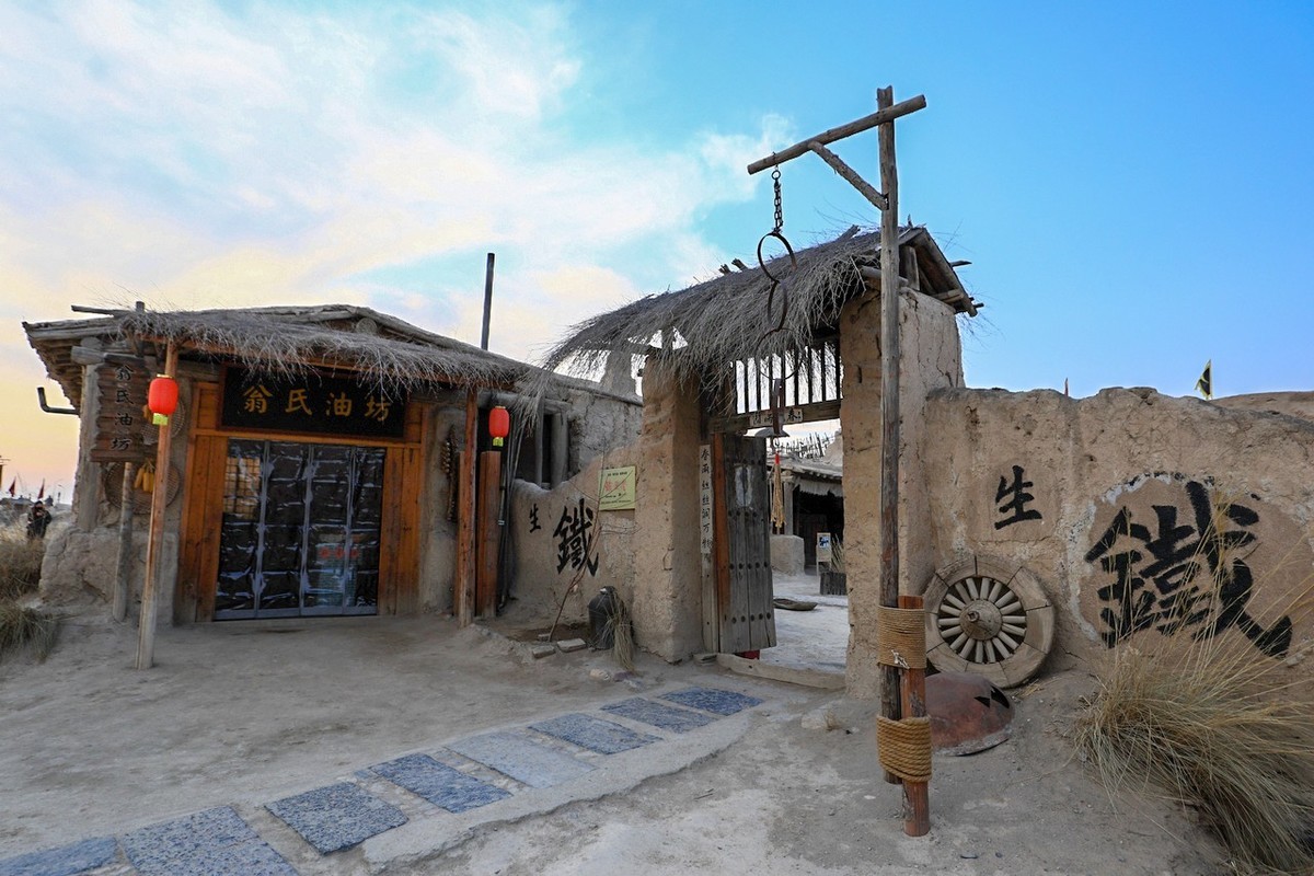 东方好莱坞——镇北堡西部影视城