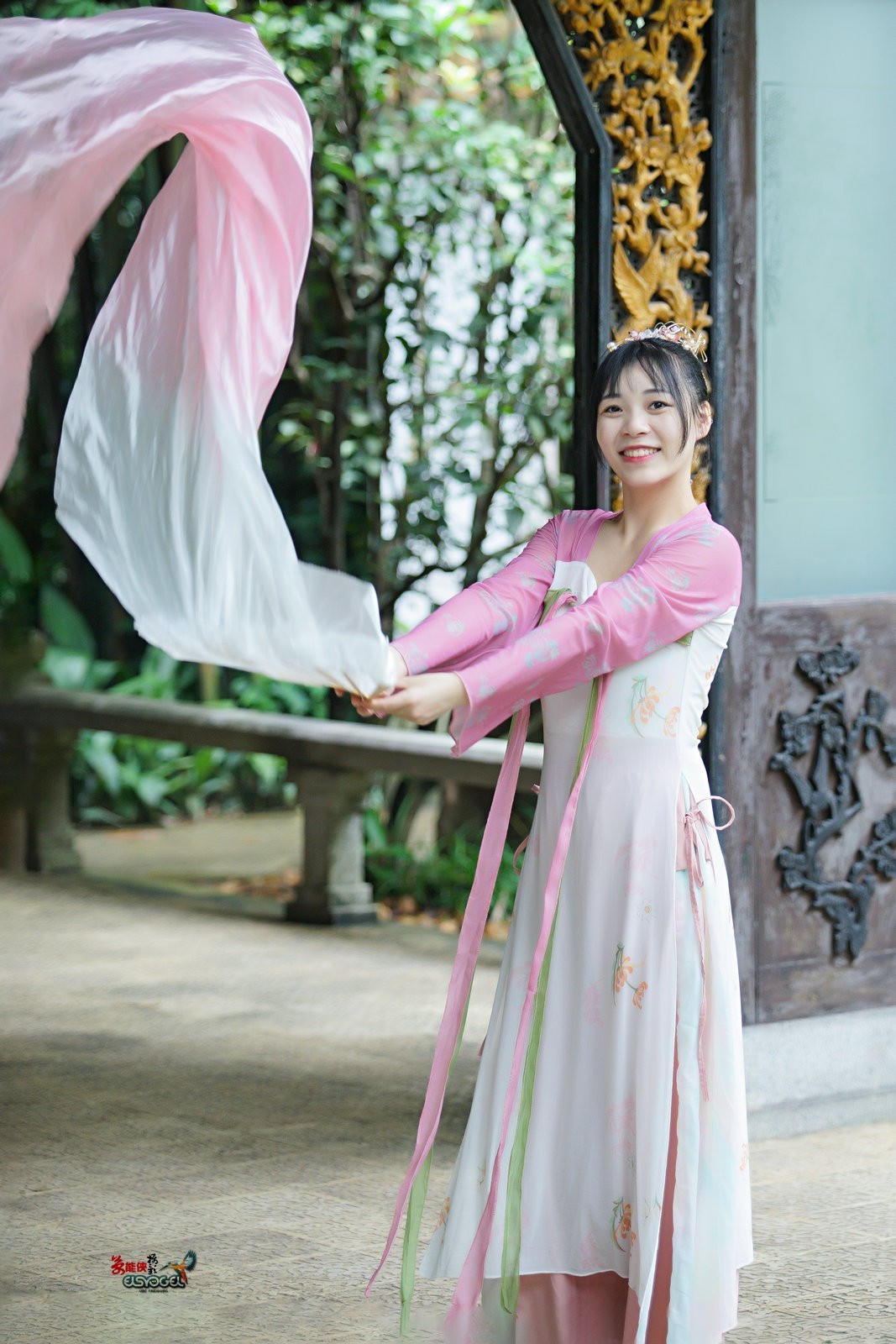 【兰缘少女】------佳佳