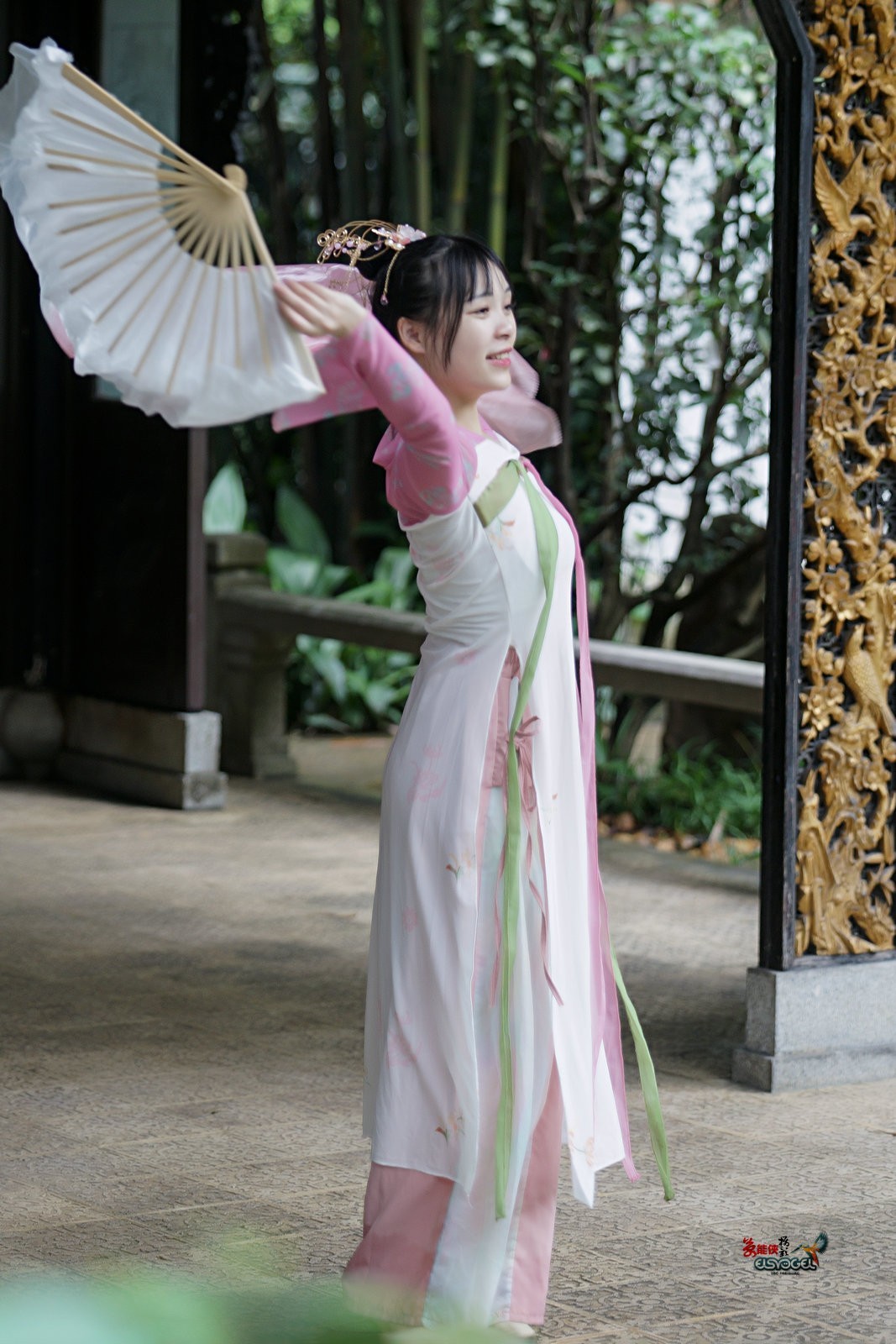 【兰缘少女】------佳佳