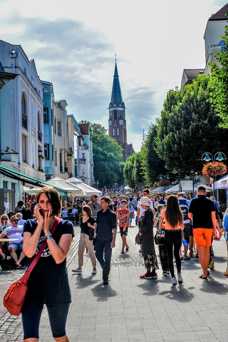 留影“索波特”（波兰）