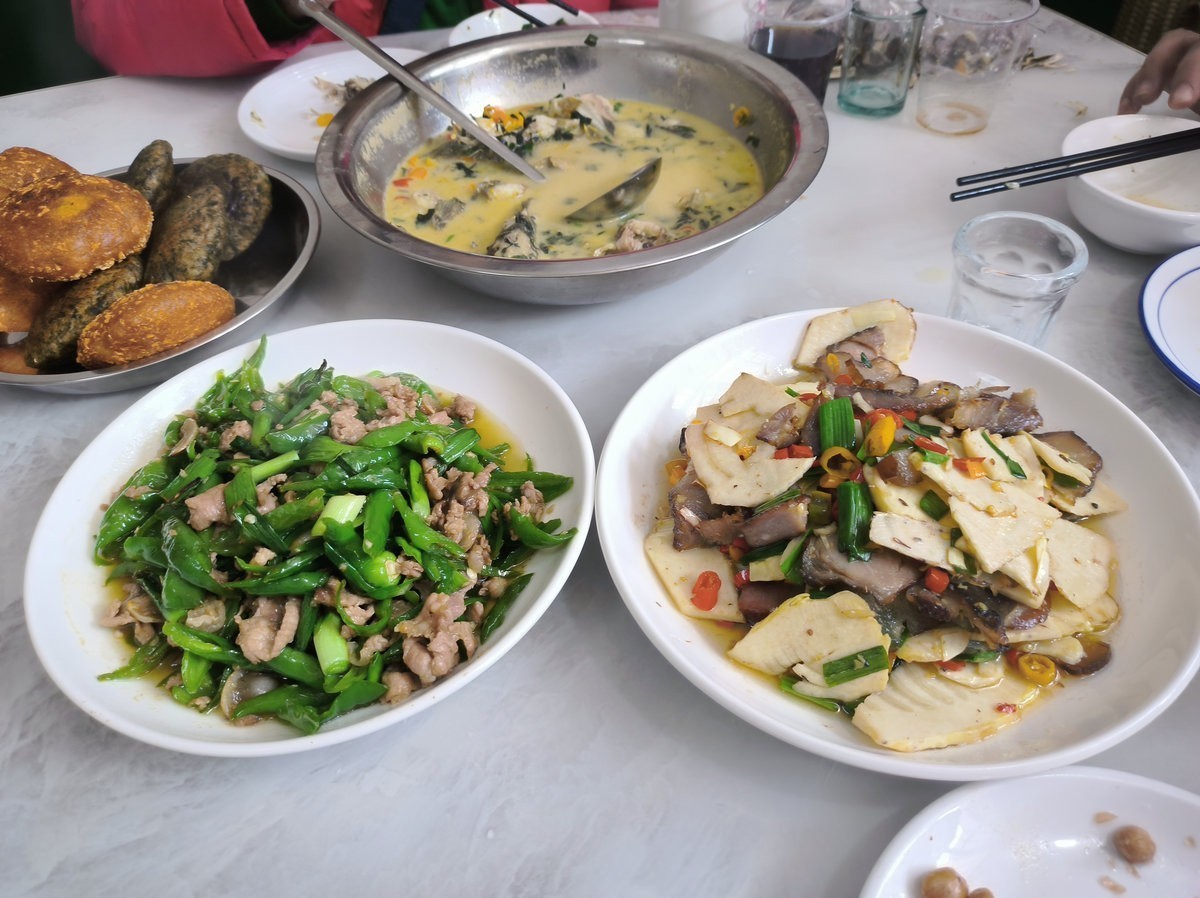 漫步星城 走街串巷（609）土灶里的锅气