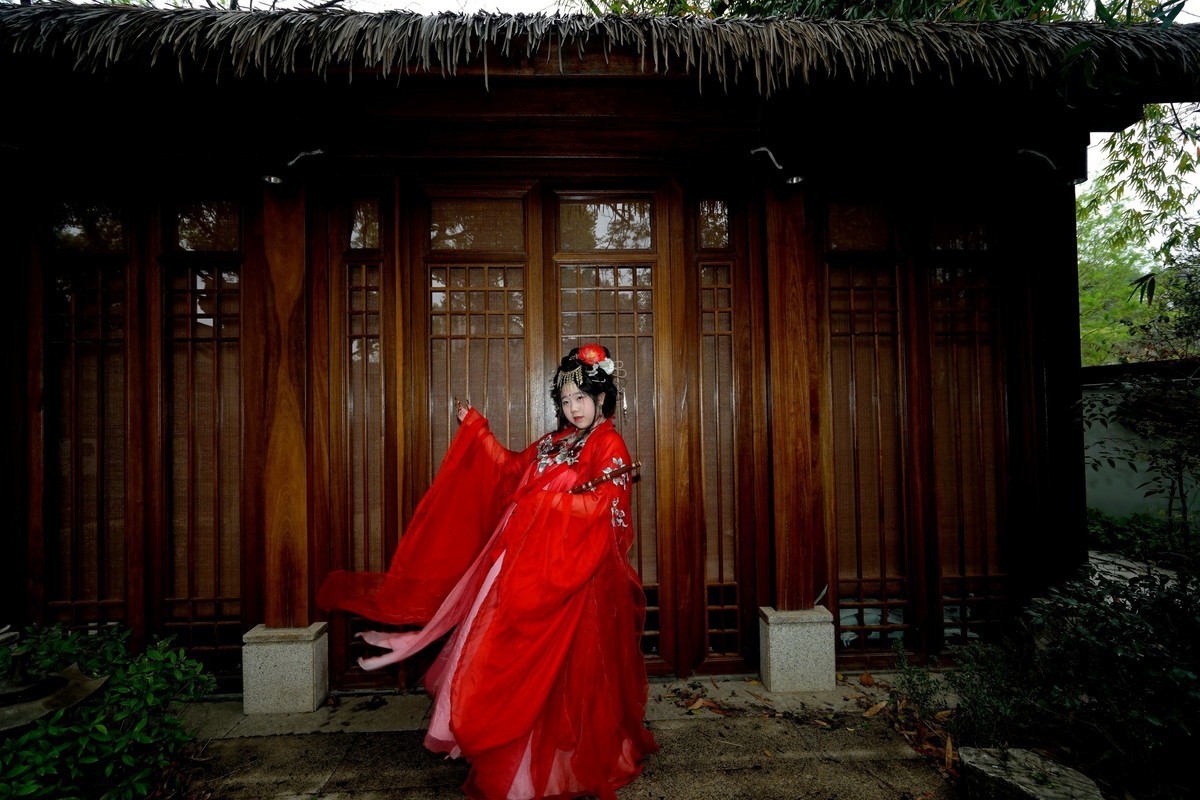 古琴台的古装美女！