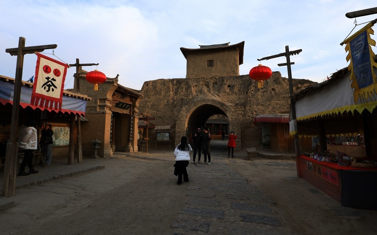 东方好莱坞——镇北堡西部影视城