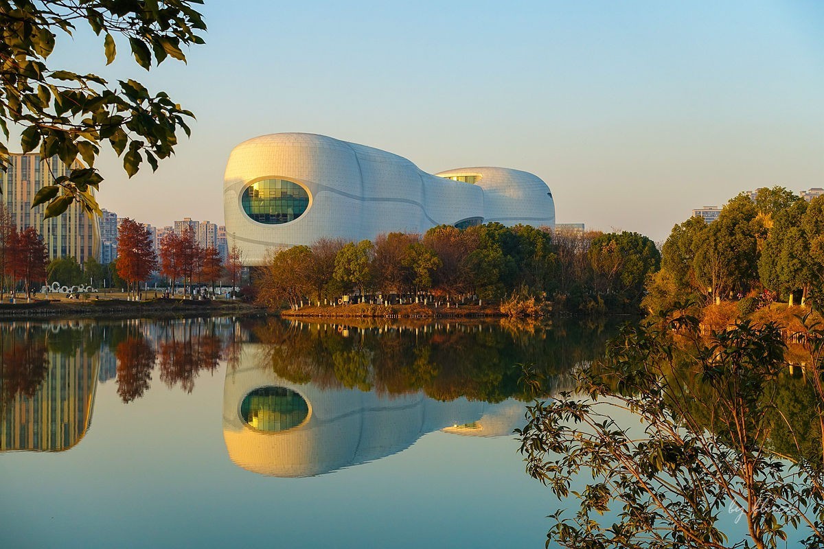 元旦游走白马湖公园