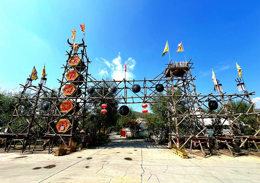 《不老松：纪实摄影》【山河锦绣】青海彩虹部落土族园！