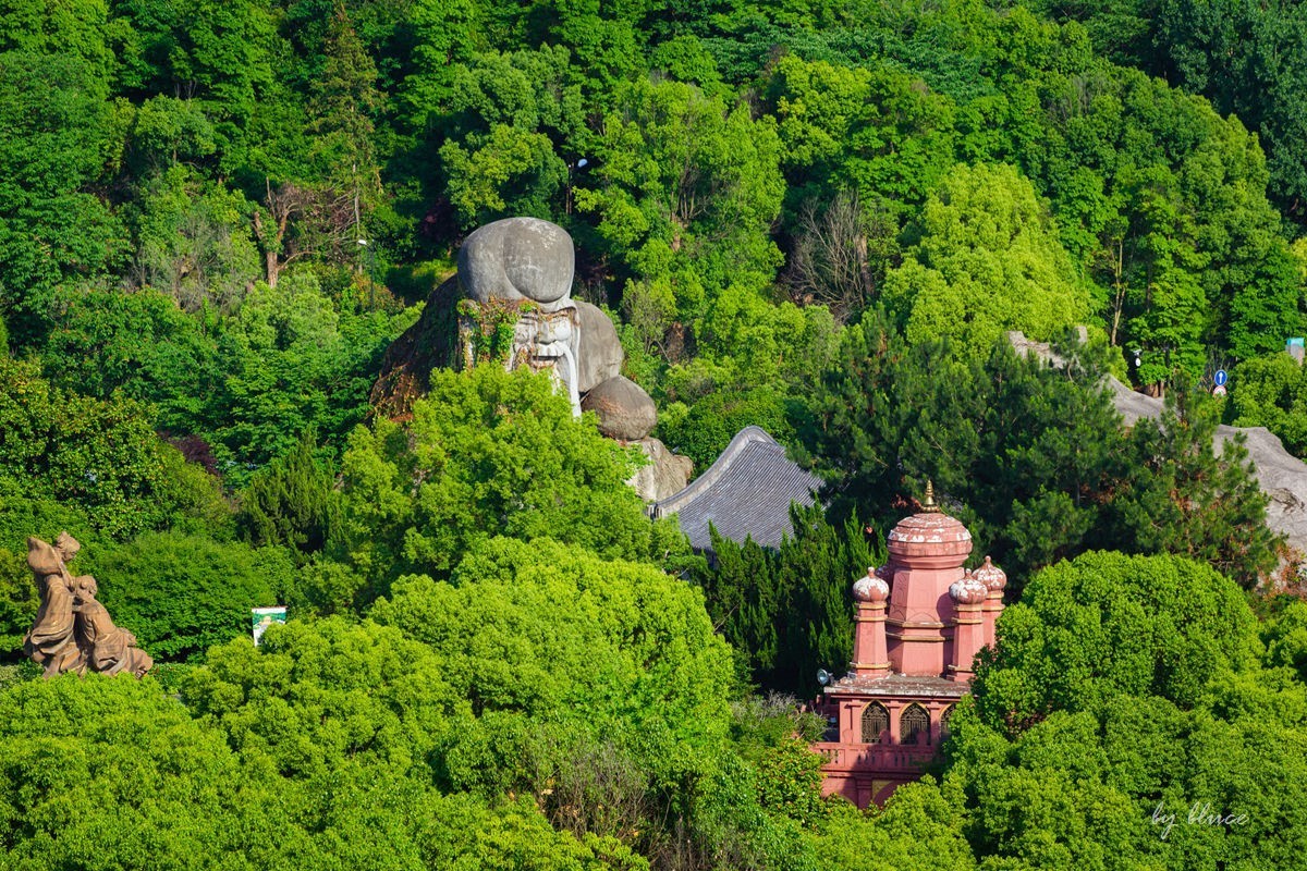 东方文化园随拍（4）-----登三江宝塔