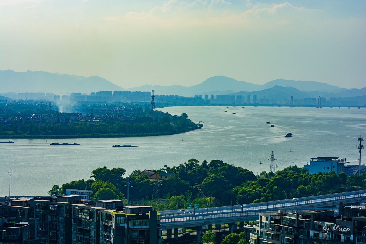 东方文化园随拍（4）-----登三江宝塔