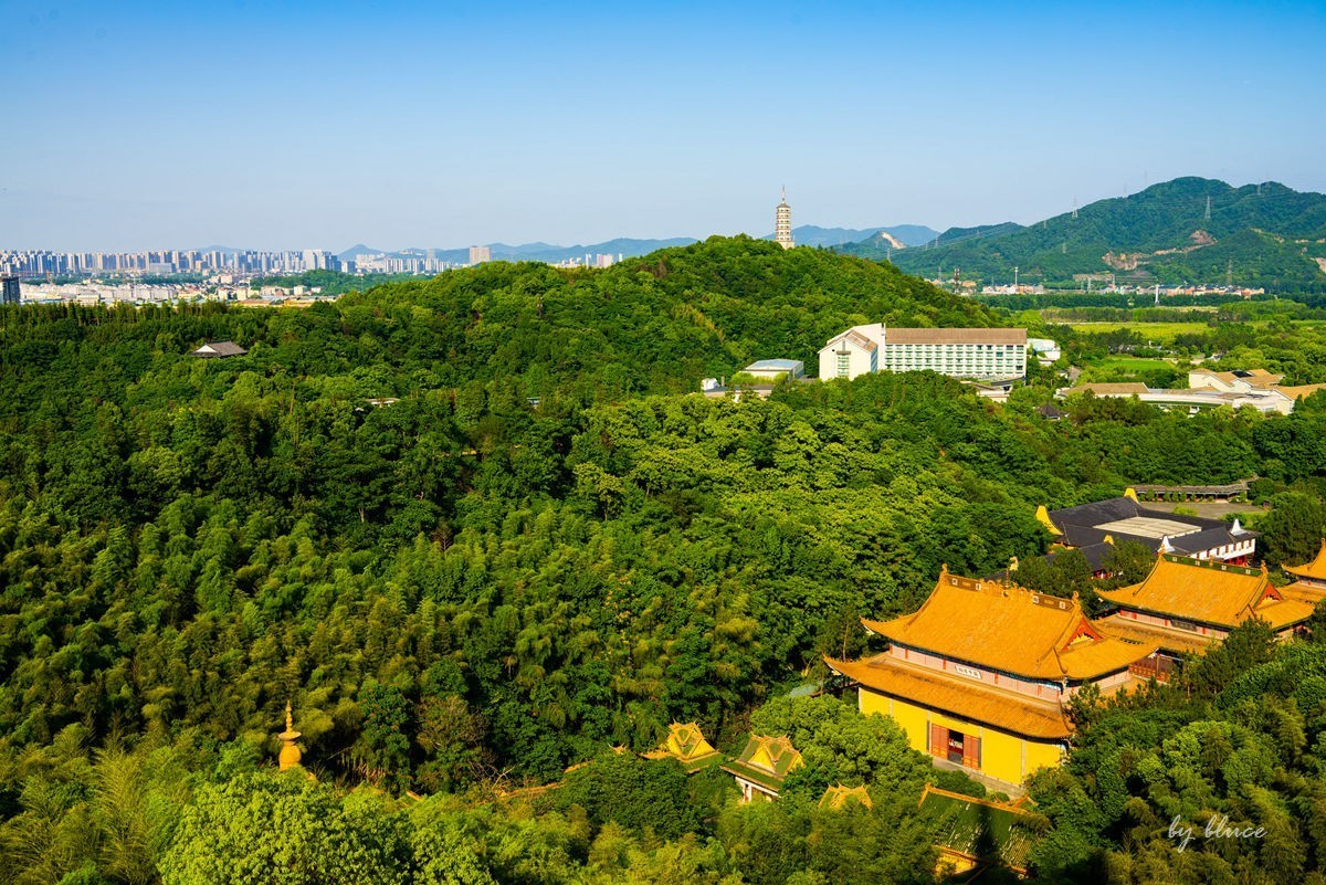 东方文化园随拍（4）-----登三江宝塔