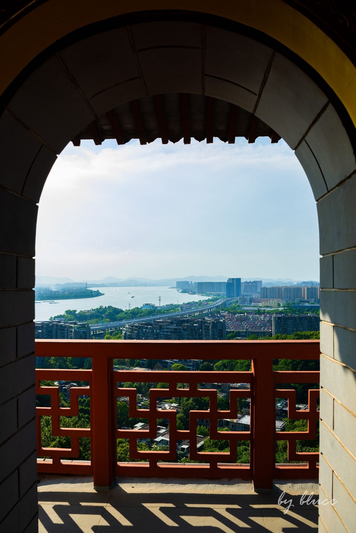 东方文化园随拍（4）-----登三江宝塔