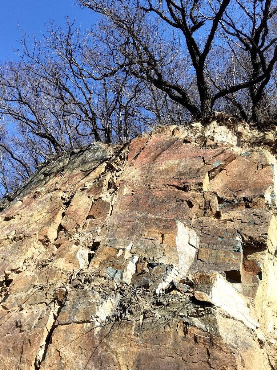 嵩县大坪乡到宜阳花果山乡新修的公路