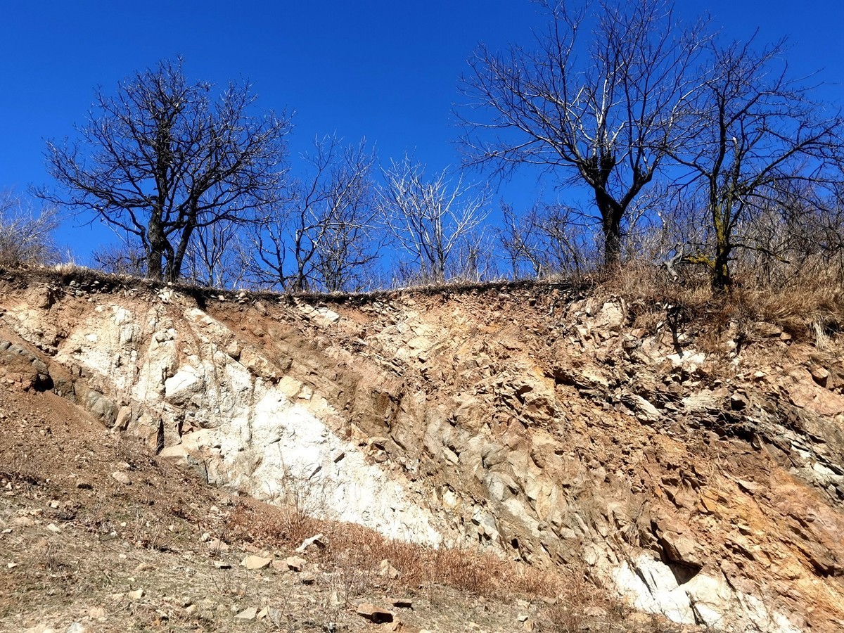 嵩县大坪乡到宜阳花果山乡新修的公路