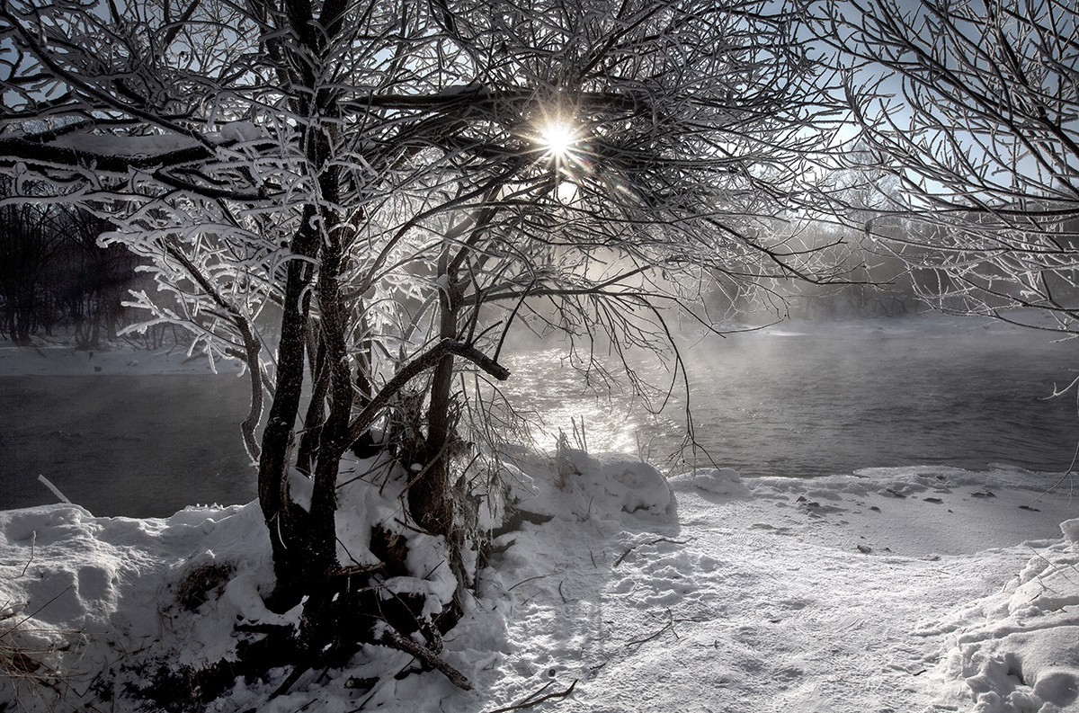 老片子 . 咔嚓瞬间