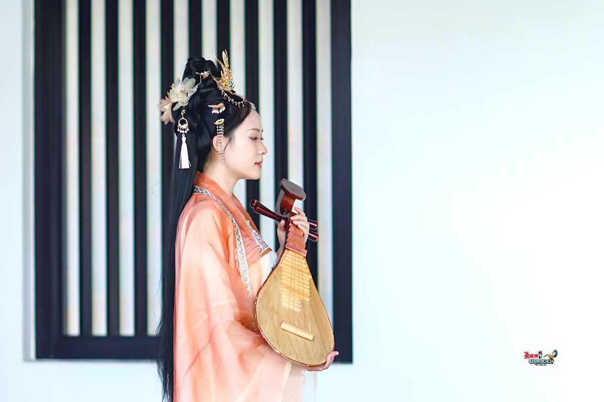 【琵琶少女】---丽丽