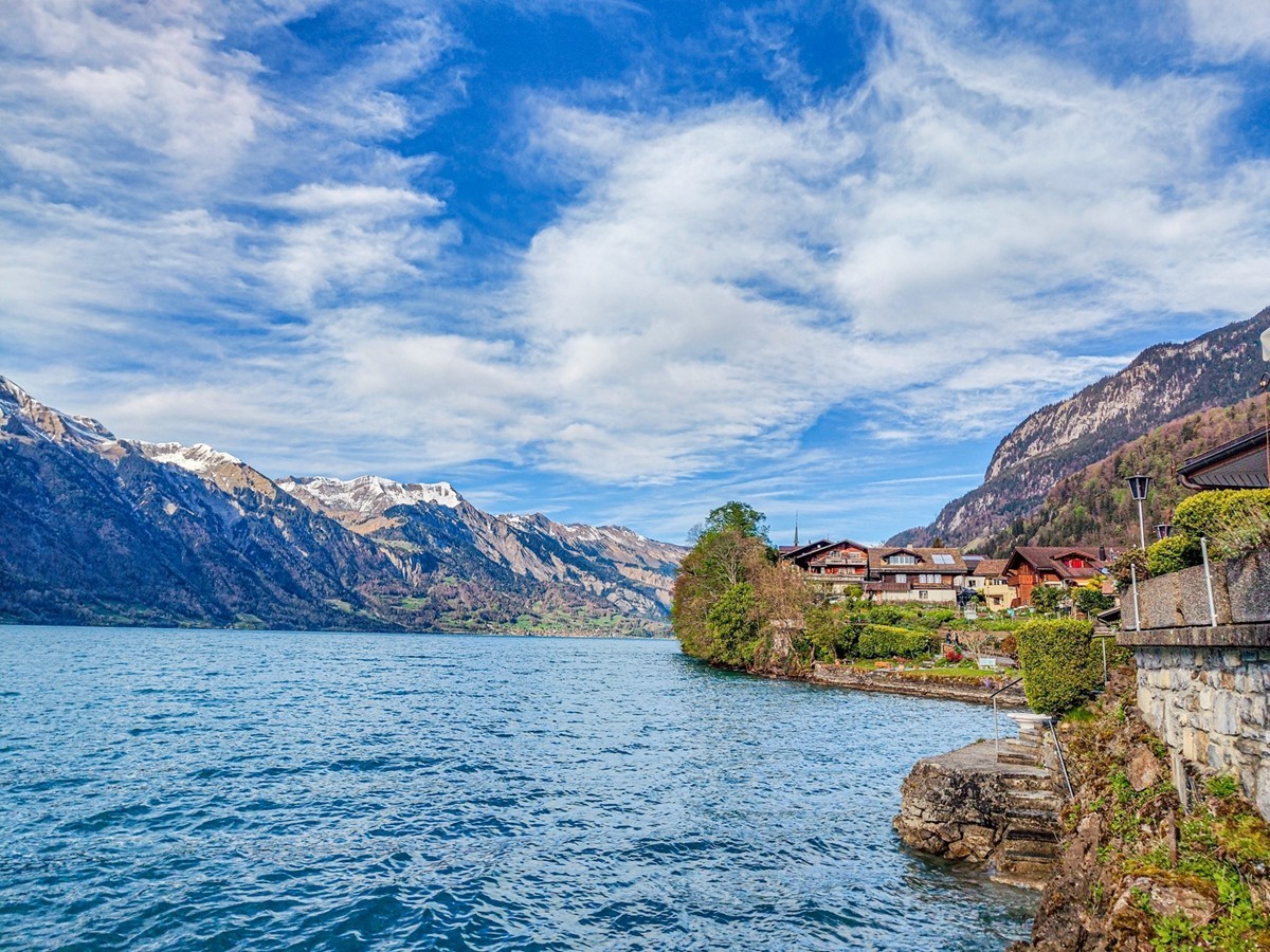 “因特拉肯”之湖