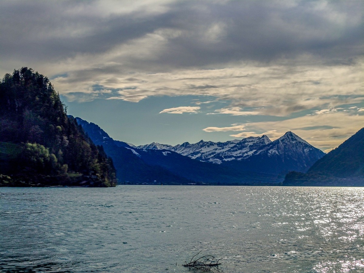 “因特拉肯”之湖
