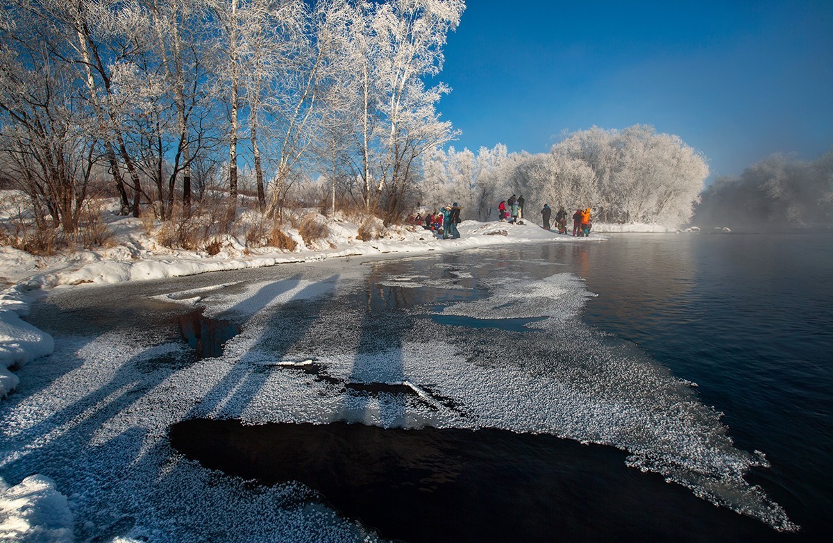 老片子 . 咔嚓瞬间