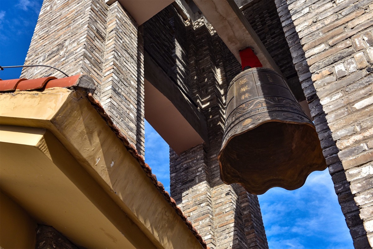 游览昙华林新城墙区