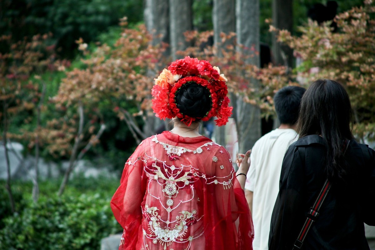 明湖傍晚——景美人更美