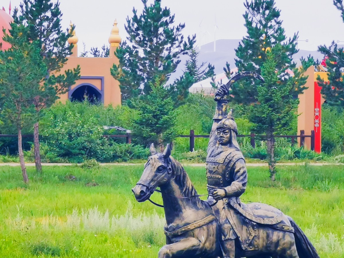 春暖花开的京北草原大汗行宫~~