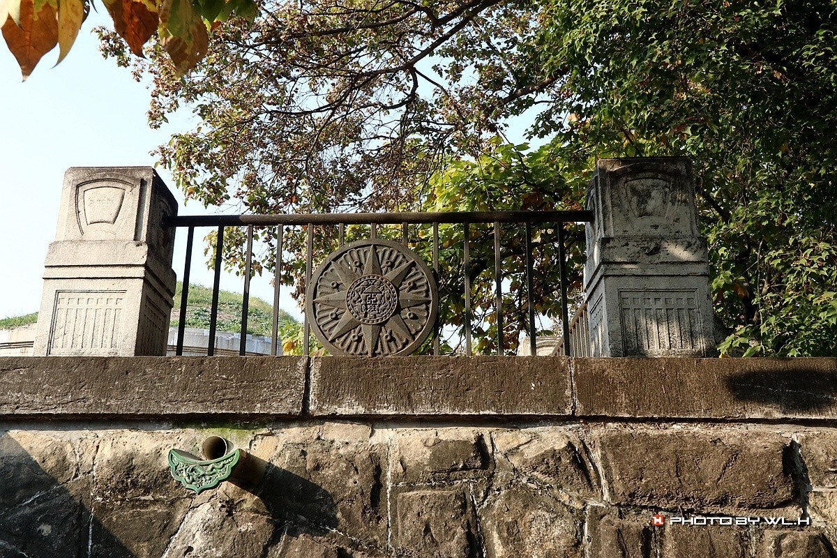 伟人说要留作反面教材——袁林