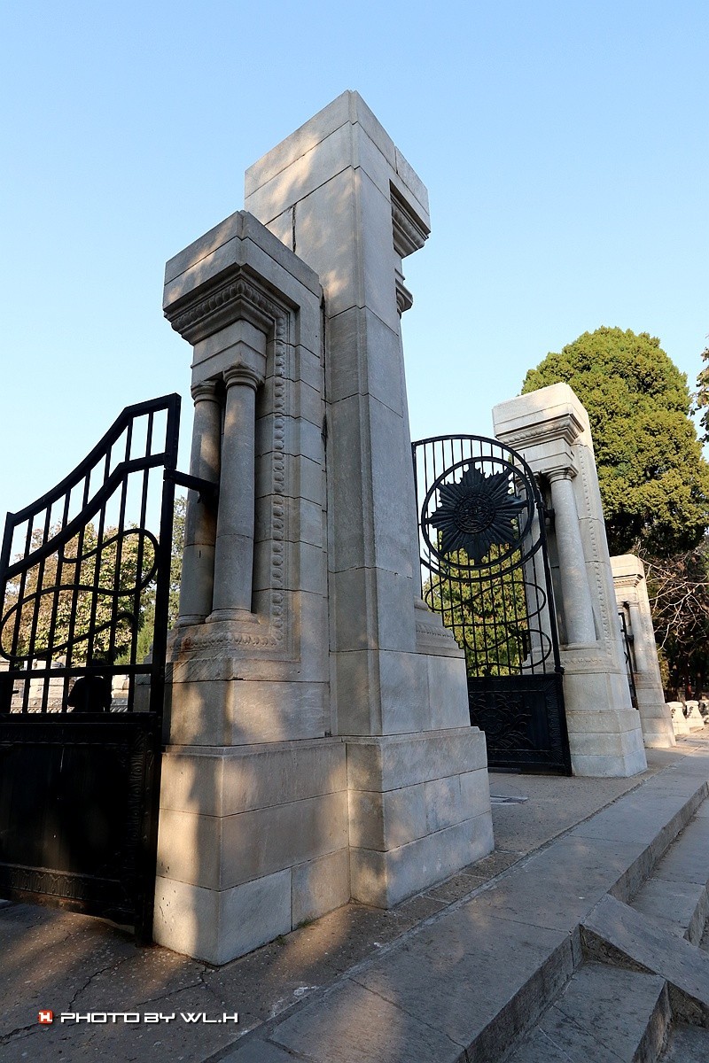 伟人说要留作反面教材——袁林