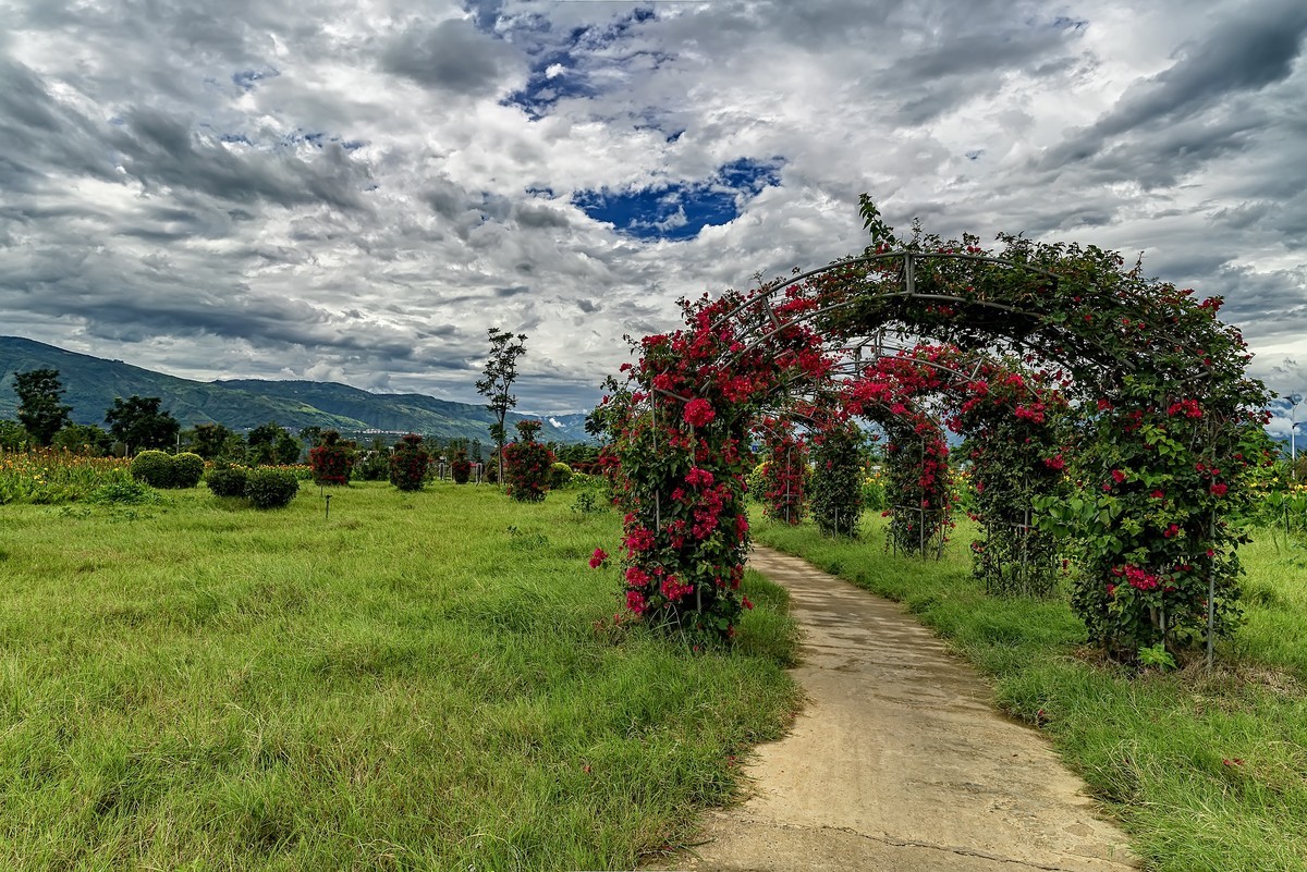 云南巧家 · 金沙江畔