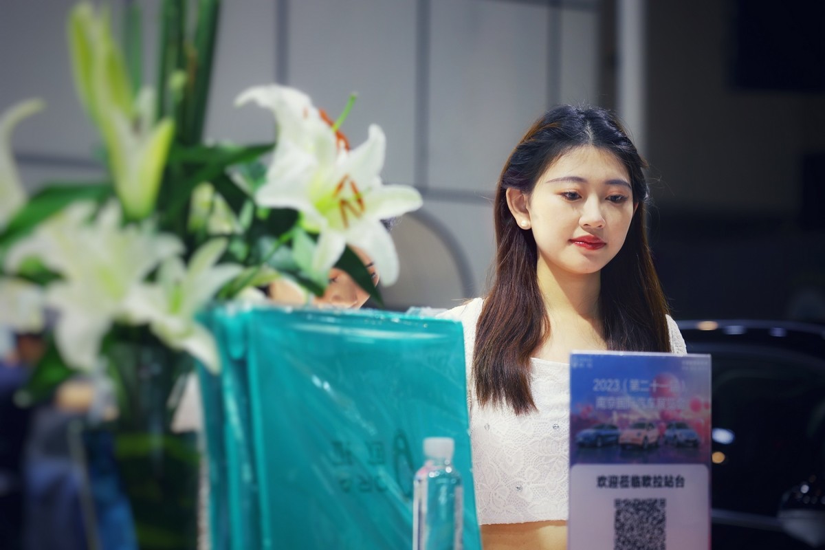 美女如云---国庆车展