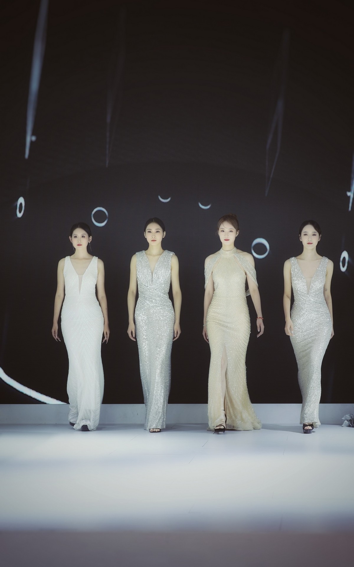 美女如云---国庆车展